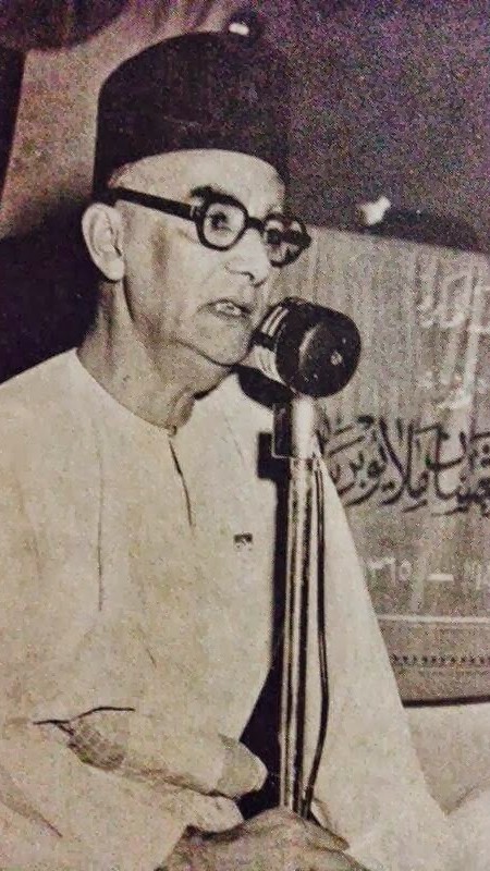 Umat Melayu Menyembah